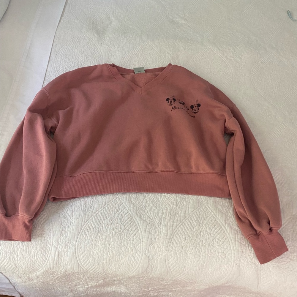 Cute cropped Disney light dark pink